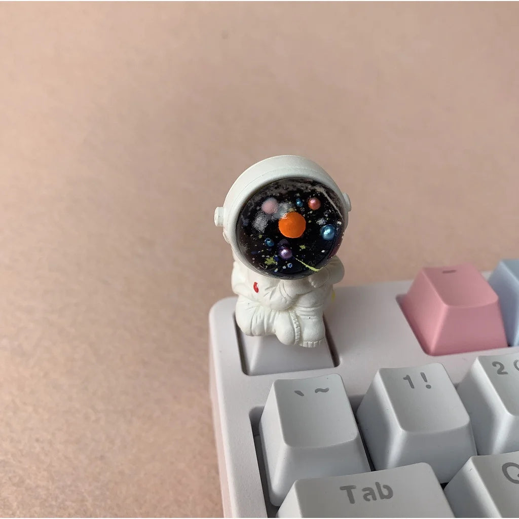 1 Pcs New Personalized Creative Keycaps for Mechanical Keyboards Cute Space Rabbit R4 Cross Axis Keycap