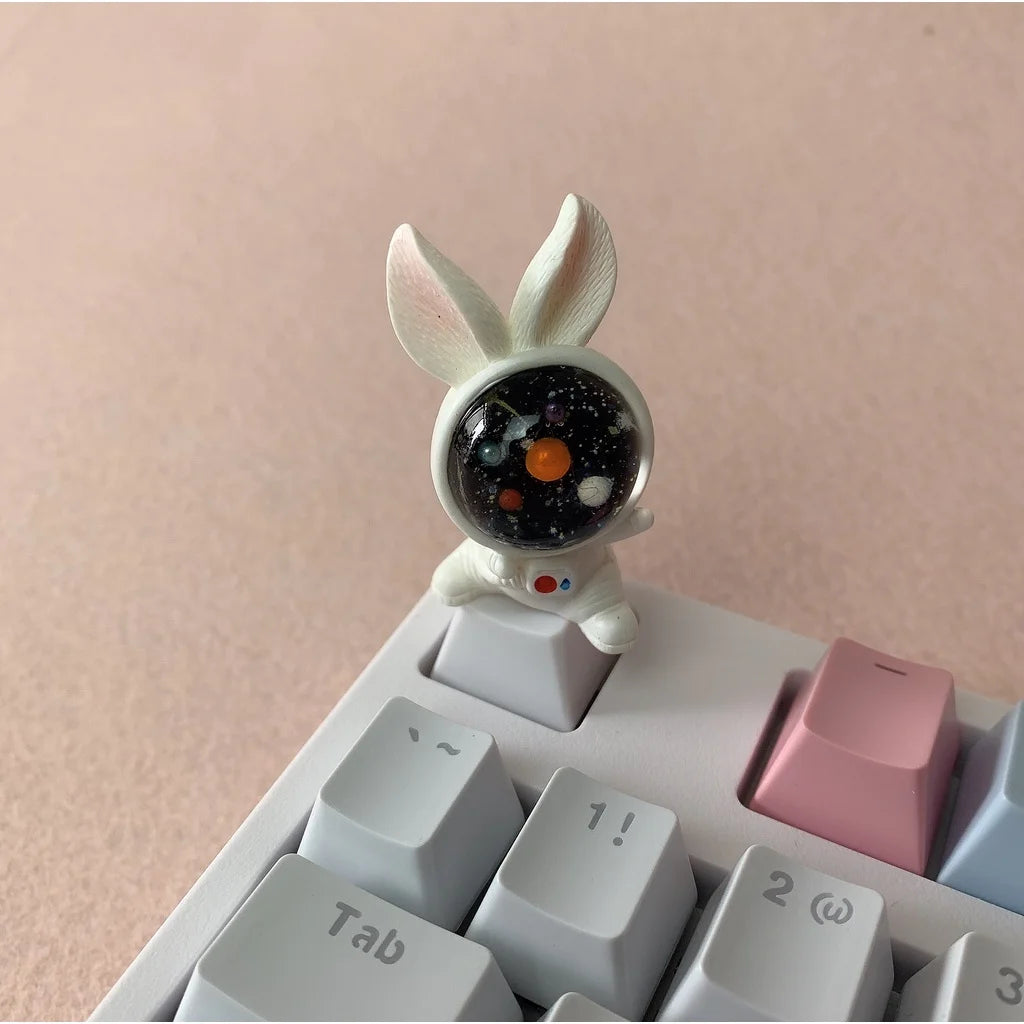 1 Pcs New Personalized Creative Keycaps for Mechanical Keyboards Cute Space Rabbit R4 Cross Axis Keycap